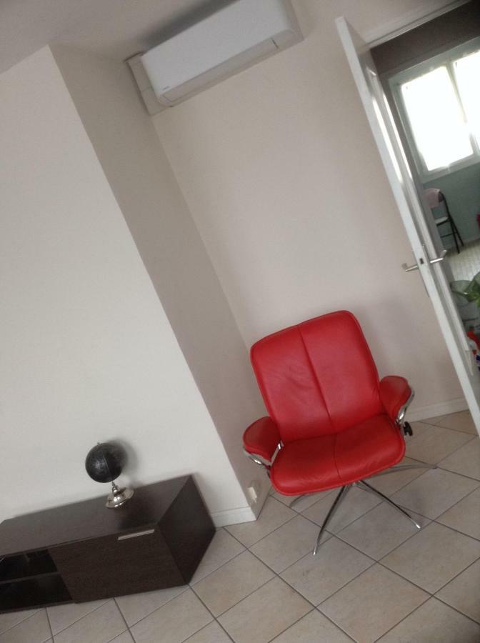 Le Bel Air Apartment Вильорбан Екстериор снимка